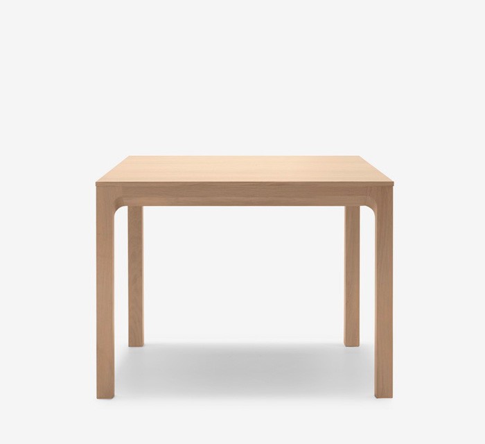 http://batavia.es/10420-thickbox_default/mesa-laia-cuadrada.jpg