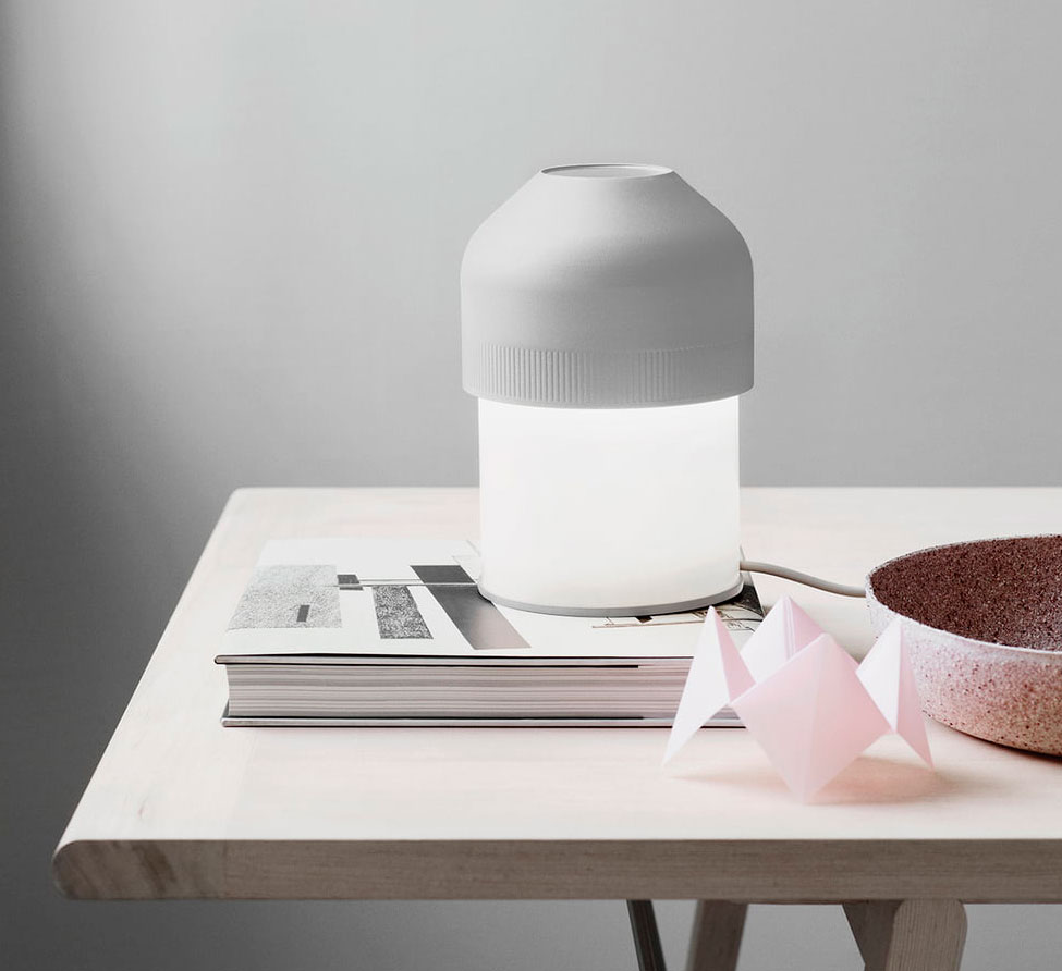 Lámpara de mesa Volume
