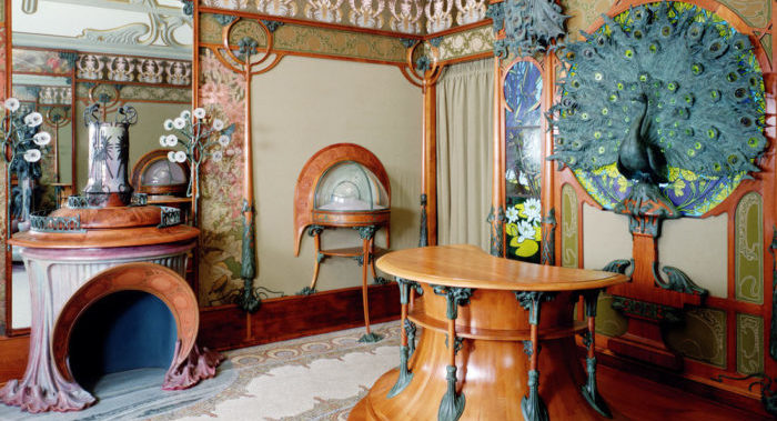 salon decorado estilo art nouveau